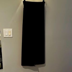 Athleta XS flare yoga pants. 30” inseam never worn. Slight compression.